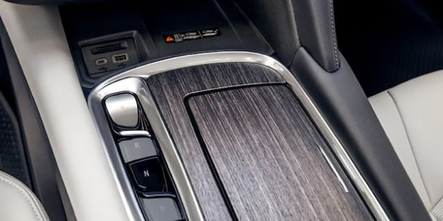 2022 Buick Enclave center console